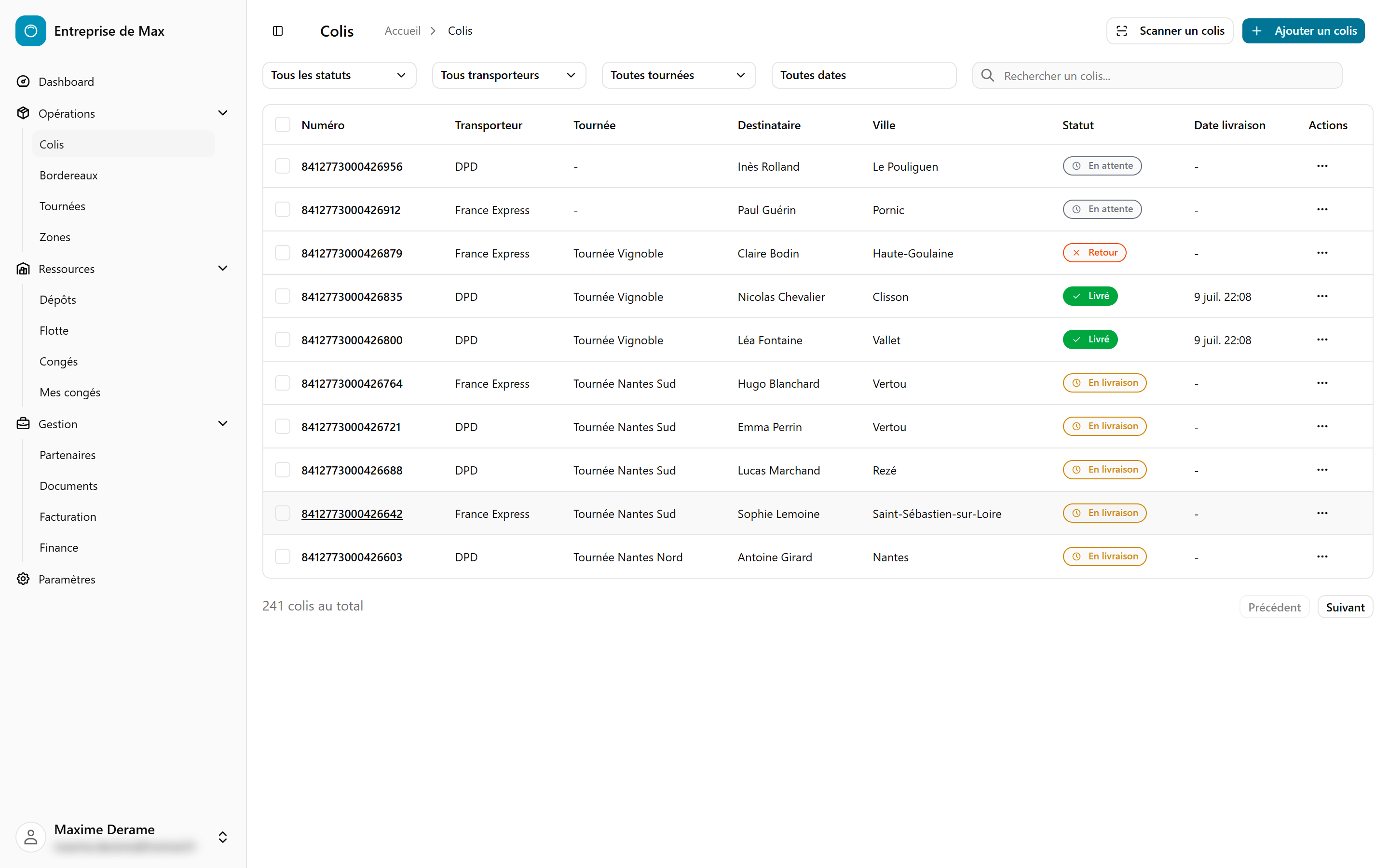 Liste des colis avec filtres par statut, transporteur, tournée et dates